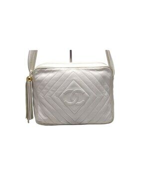 Chanel Diamond Stitch Fringe GD Leather Shoulder Bag